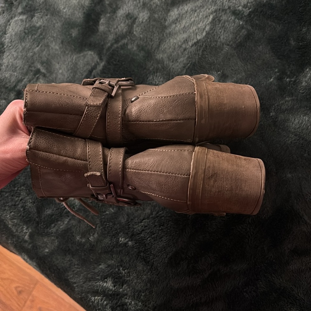 Guess Booties - Picture 6 of 6